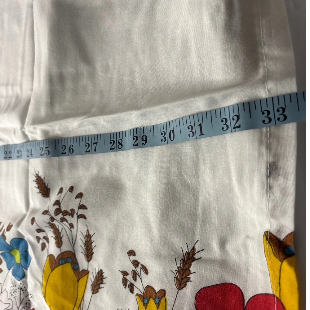 Fashion Manor JCPenney Vintage Floral Curtain Panel Colorful Flowers Mice‎ 1970s